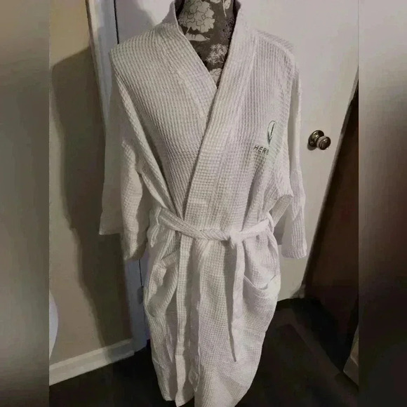 Terry robe Herbalife - Picture 1 of 7